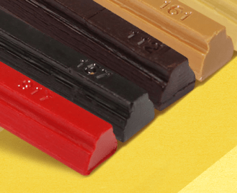 Особенности применения мебельного воска